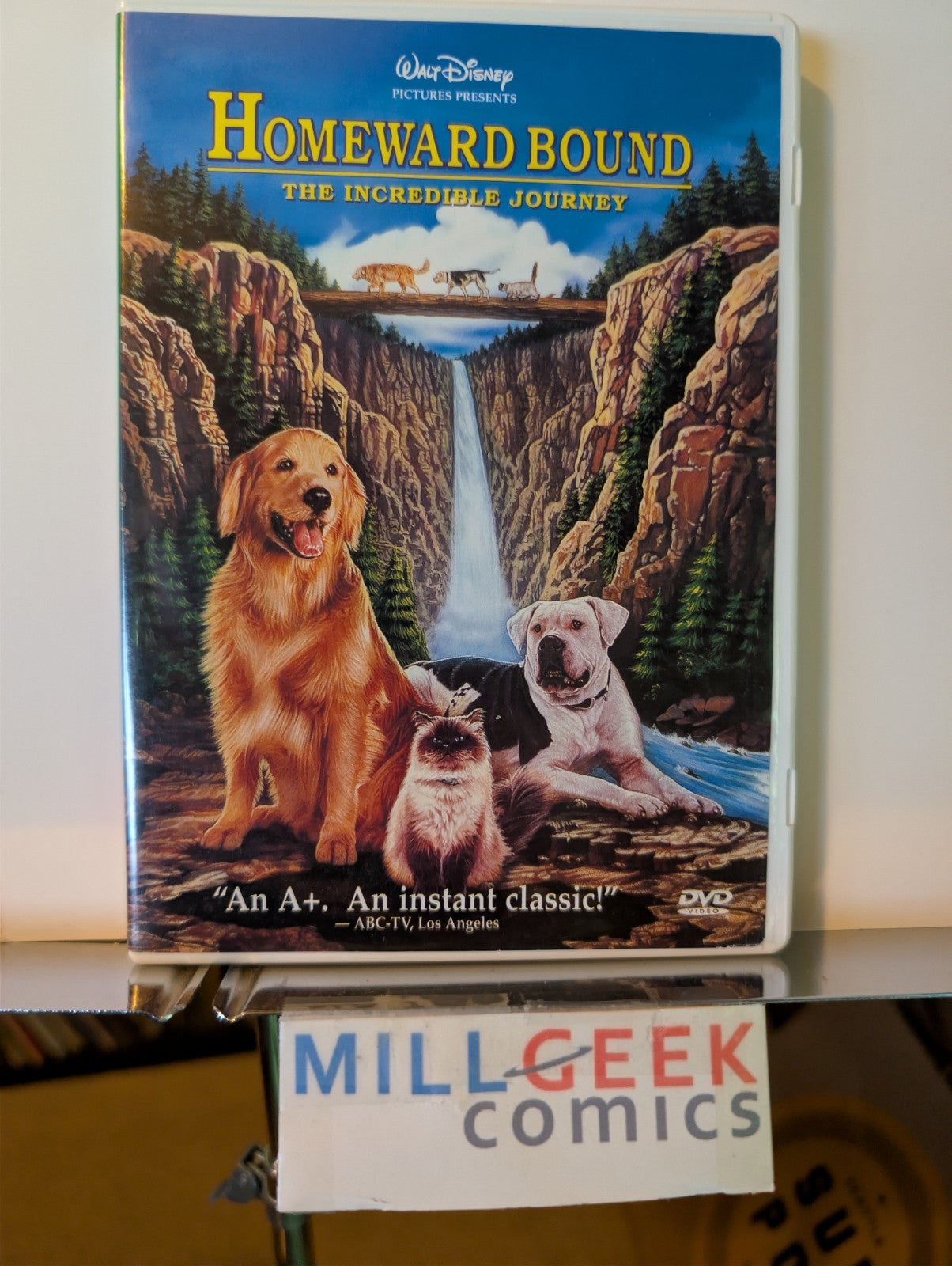 The Adventures of Milo and Otis / Homeward Bound, 2 Movie lot (DVD) -JD