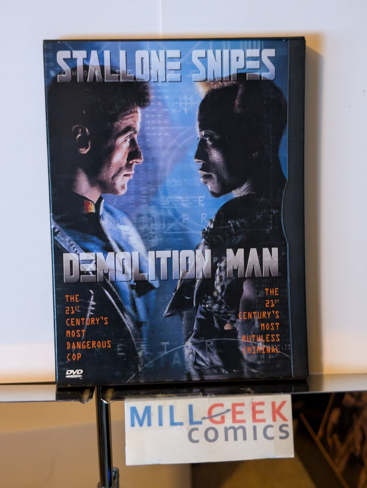 Dark City / Demolition Man, 2 Dystopian Movie Set (DVD) -JD