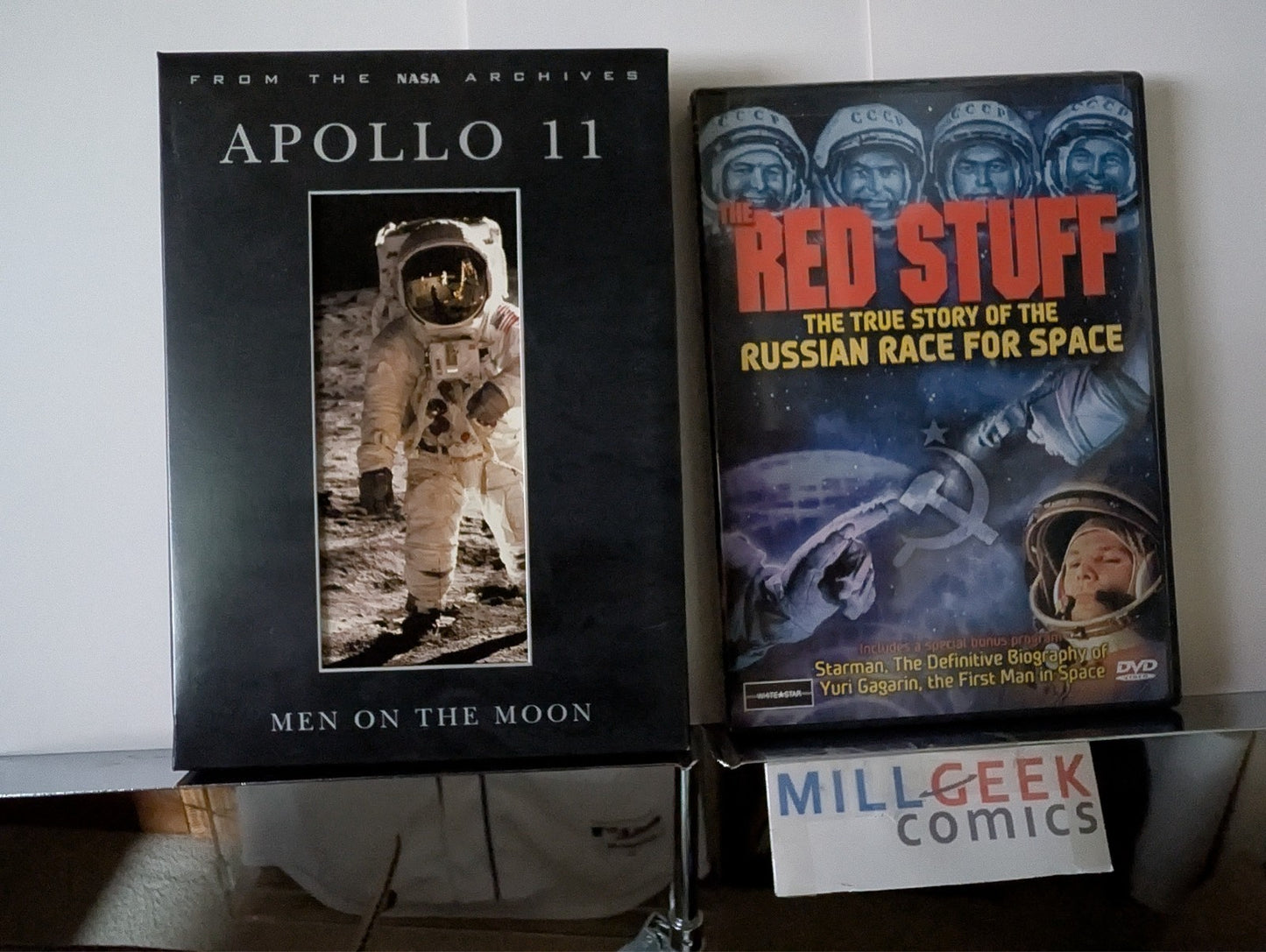 Apollo 11, Men on the Moon / Red Stuff, Story of Russian Race for Space (DVD)-JD
