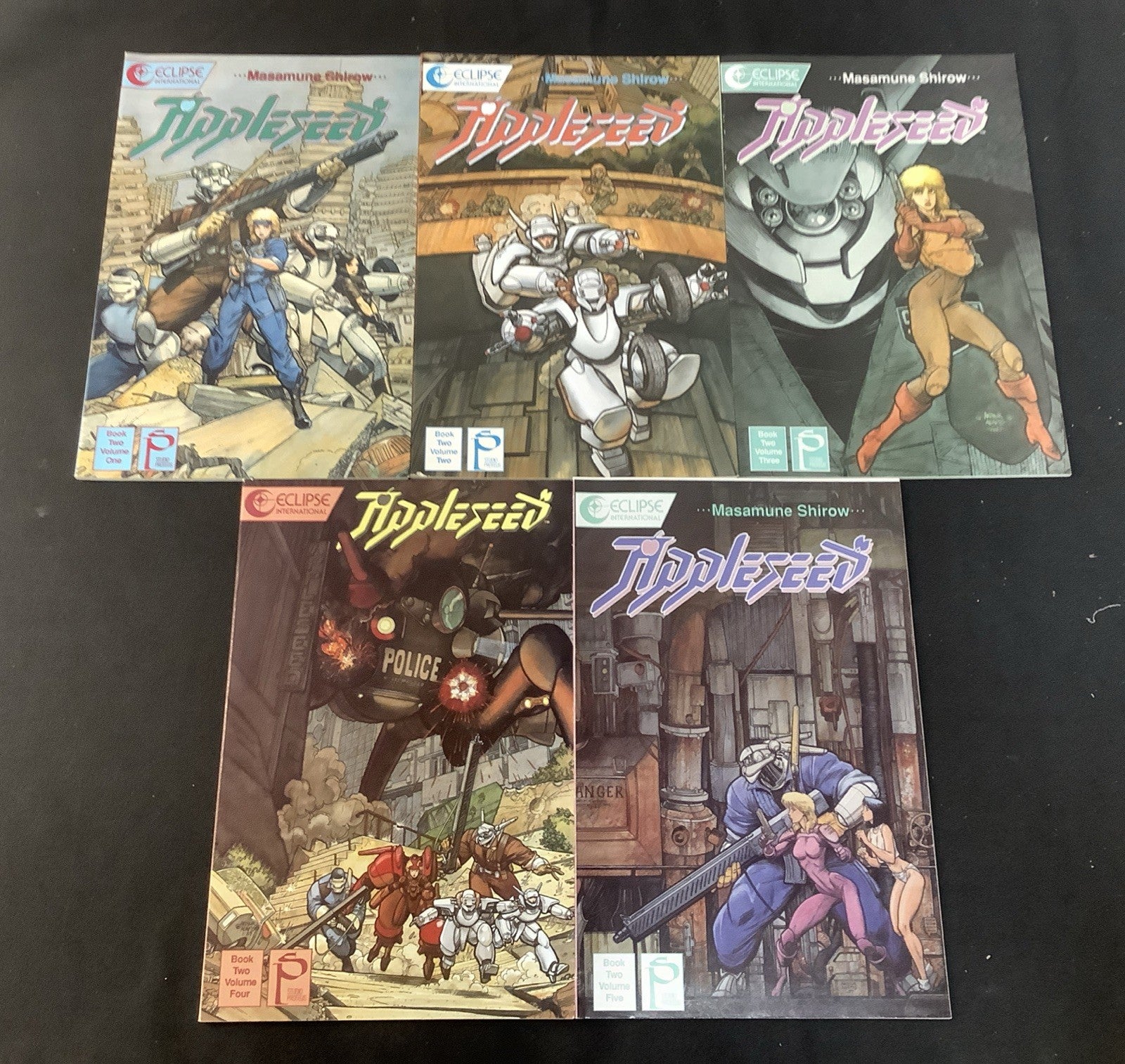 Appleseed Bundle: Vol.1 #1-5, Vol.2 #1-5, Vol.3 #1-5, Vol. #1-2, 17 Comics Total