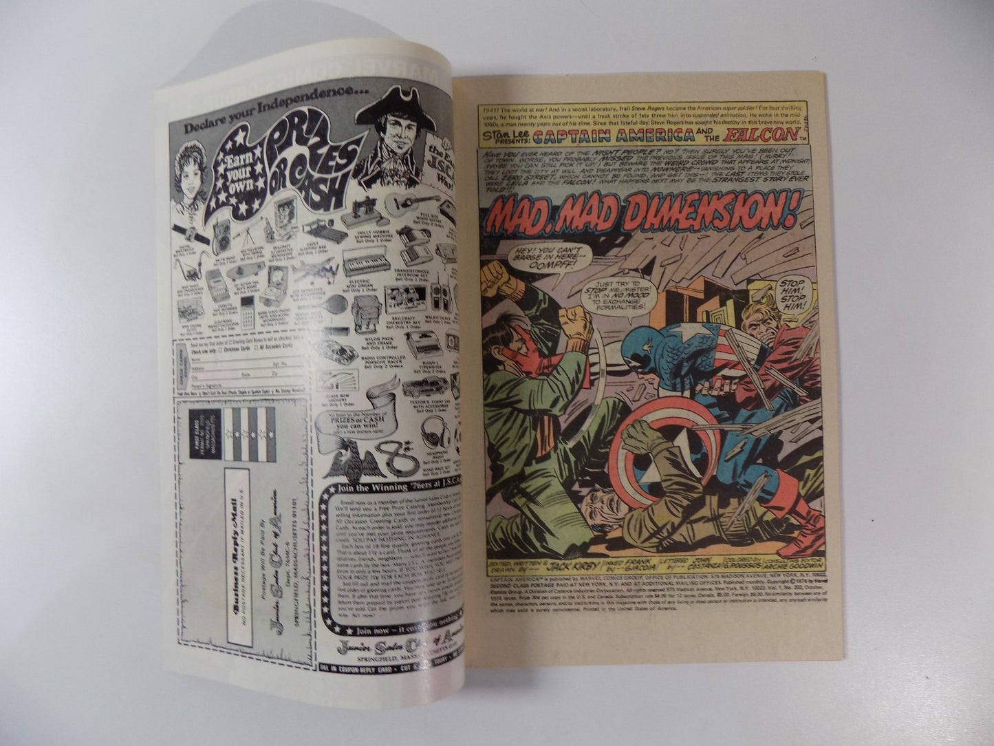 Captain America #202 Marvel Comic October 1976 Near Mint