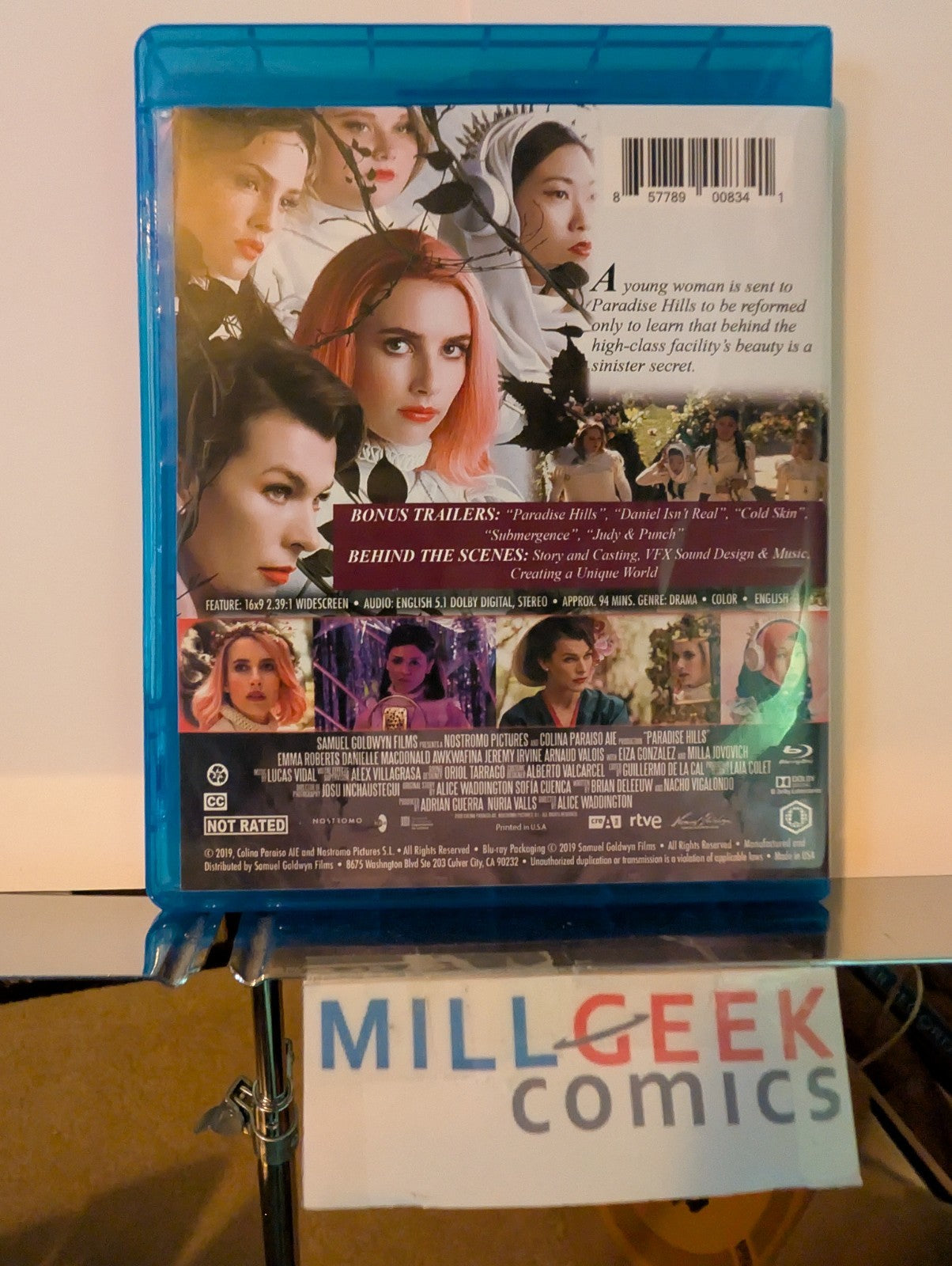 Paradise Hills, Emma Roberts & Awkwafina (Blu-ray) -JD