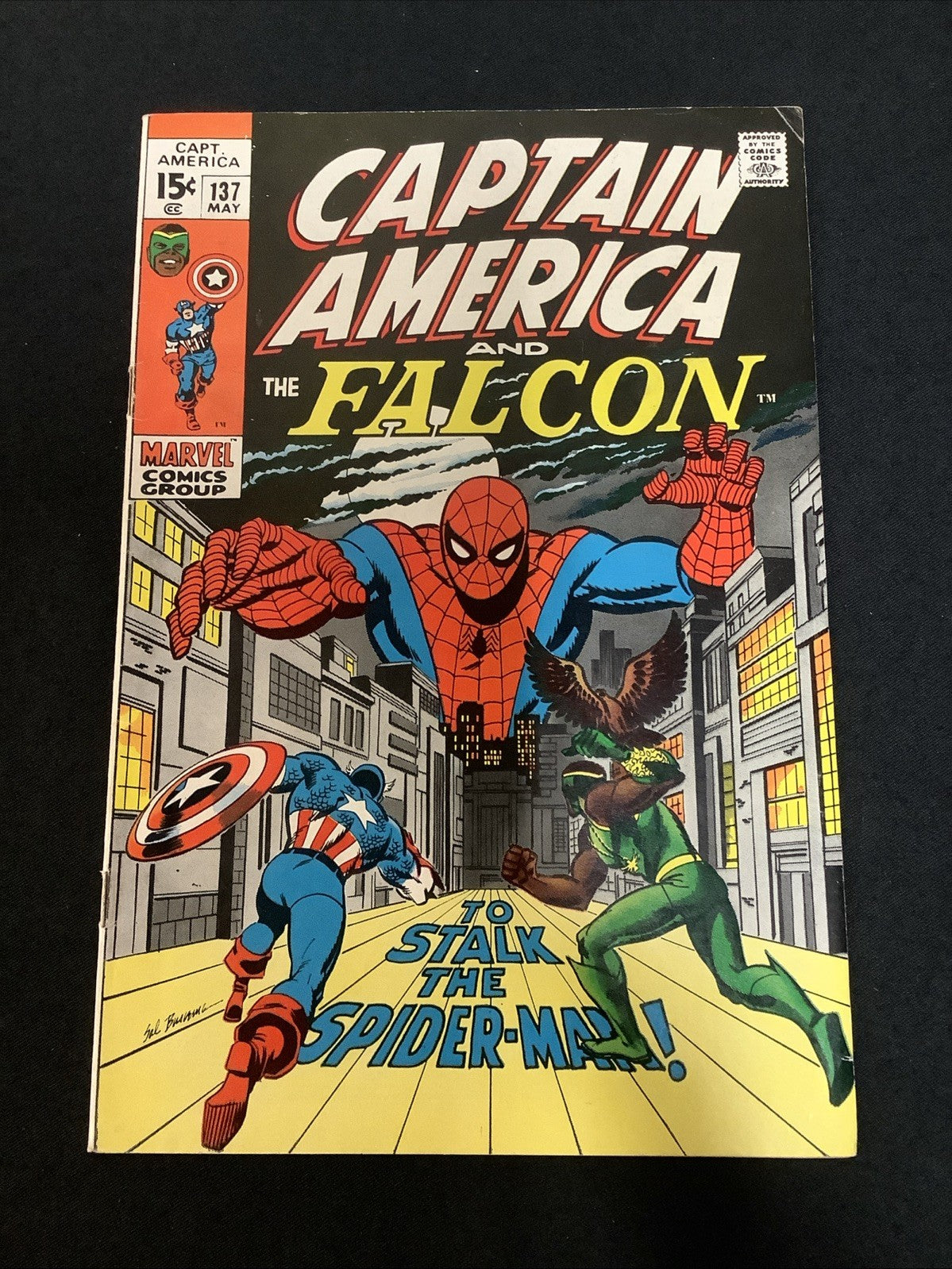 Captain America #137 (Marvel Comics May 1971) VF- (7.5) Stan Lee/Gene Colan