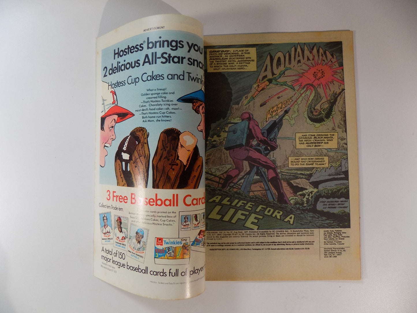 Aquaman #57 DC Comic September 1977 Very Fine-