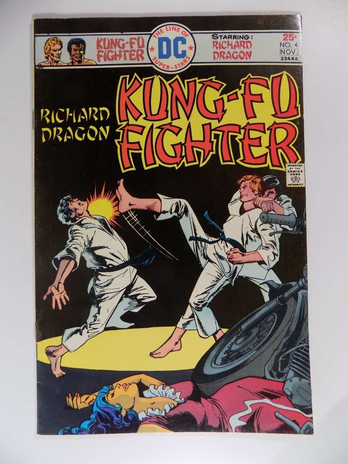 Kung-Fu Fighter #2-4 Richard Dragon DC Comic July-November 1975 All Very Fine+