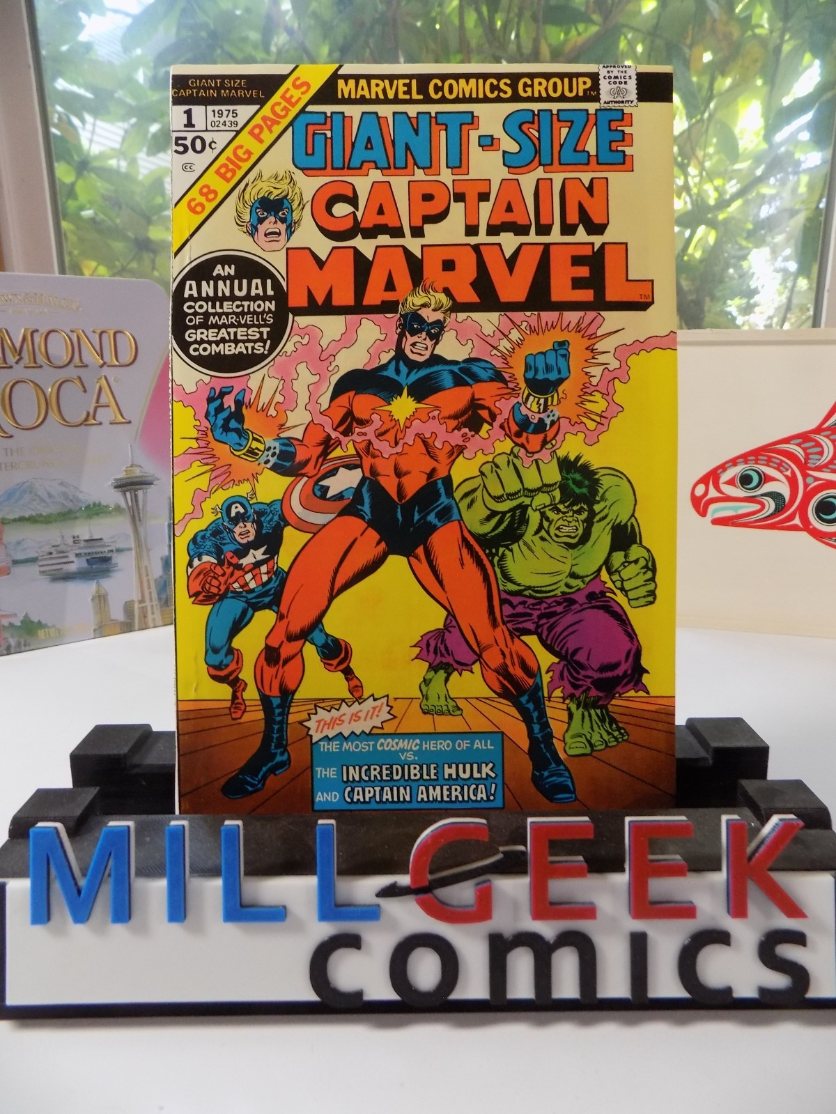 Giant-Size Captain Marvel #1 Marvel Comic 1975 Very Fine+