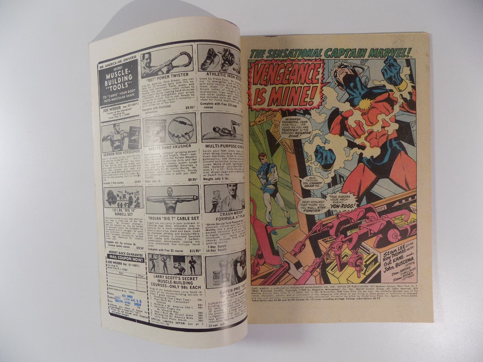 Captain Marvel #18 Carol Danvers Marvel Comic November 1969 Very Fine+