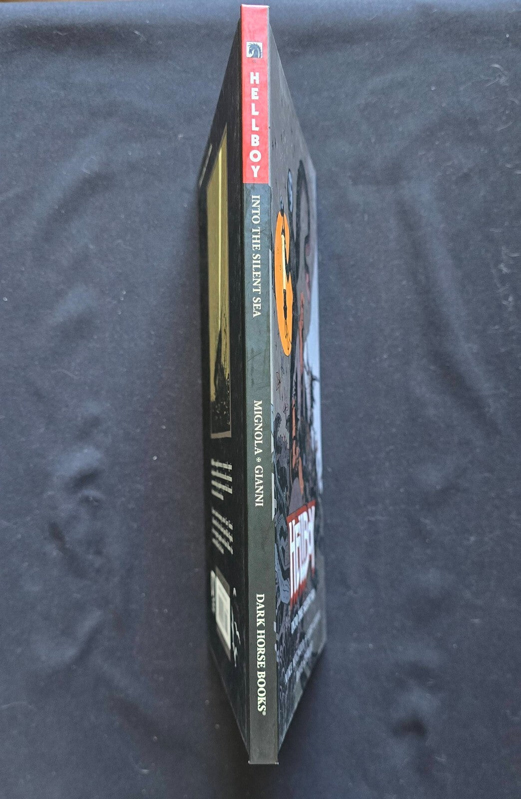 Hellboy: Into The Silent Sea Hardcover (SIGNED - Mike Mignola 1st ED April 2017)