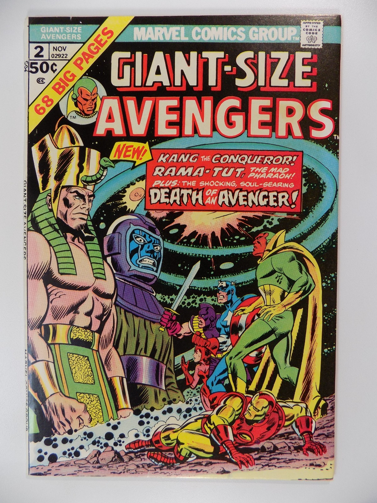 Giant-Size Avengers #2 Marvel Comic November 1974 Very Fine+