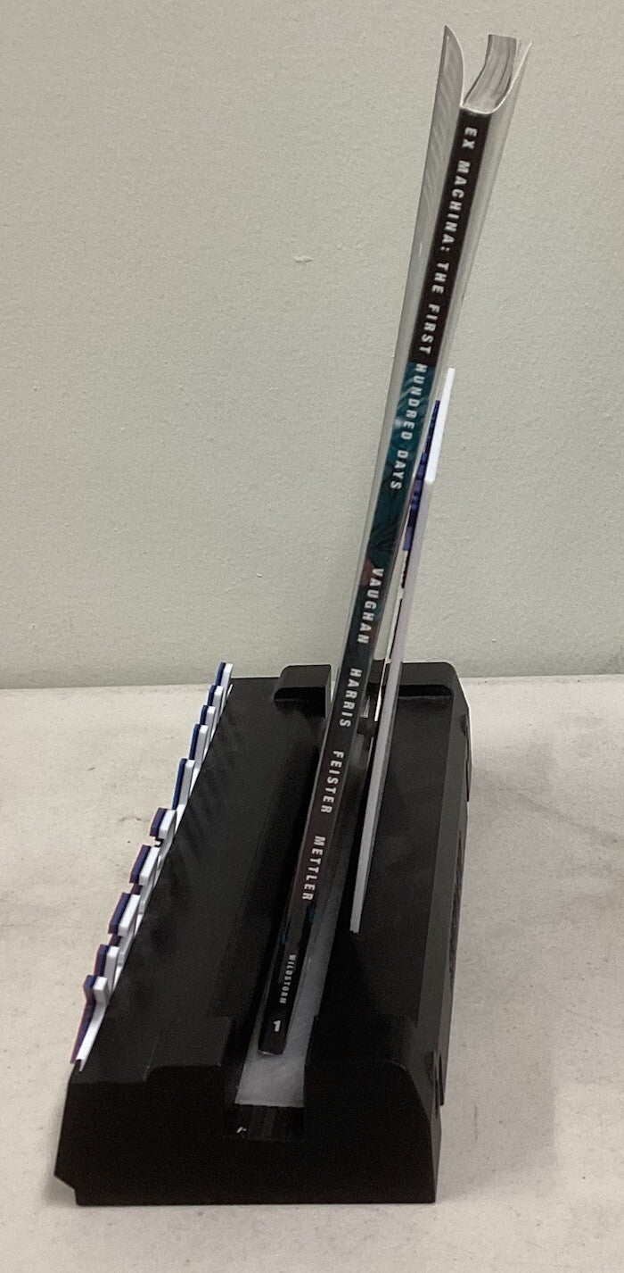 Ex Machina Volumes 1 & 2 - The First 100 Days - Tag