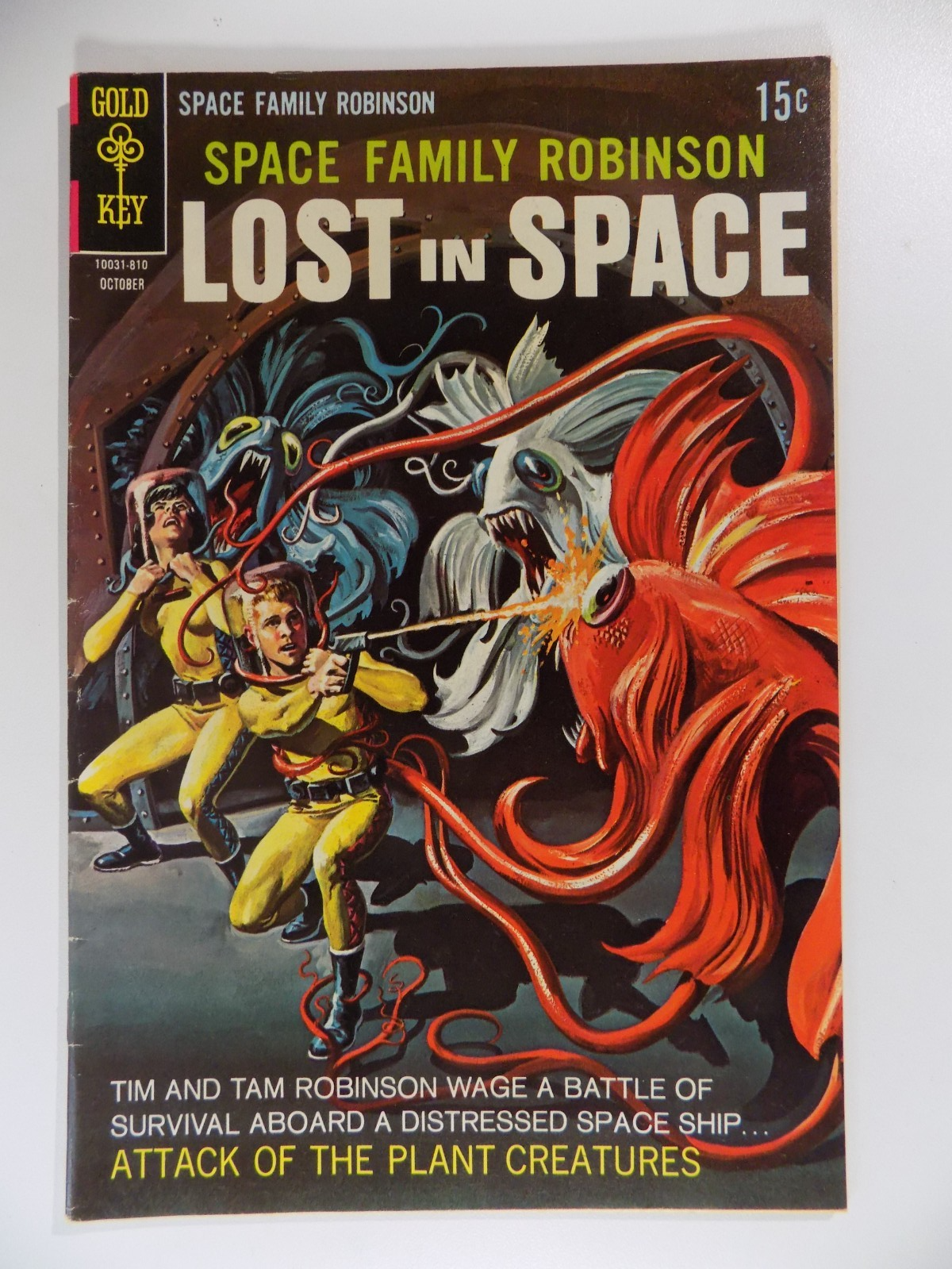 Lost in Space #30 Space Family Robinson Gold Key Comic October 1968 Very Fine
