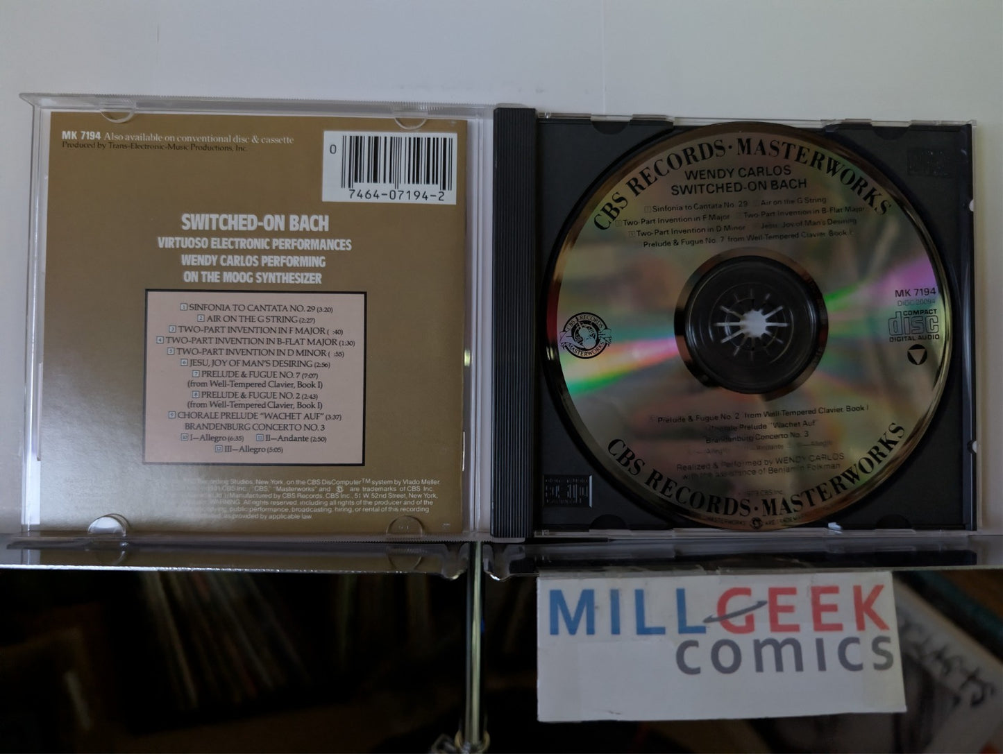 Classical Music 2 CD Lot (Baroque Favorites, Switched-On Bach) -JD