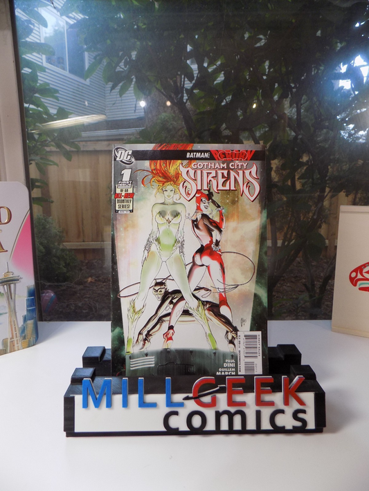 Gotham City Sirens DC Comic August 2009 Very Fine/Near Mint