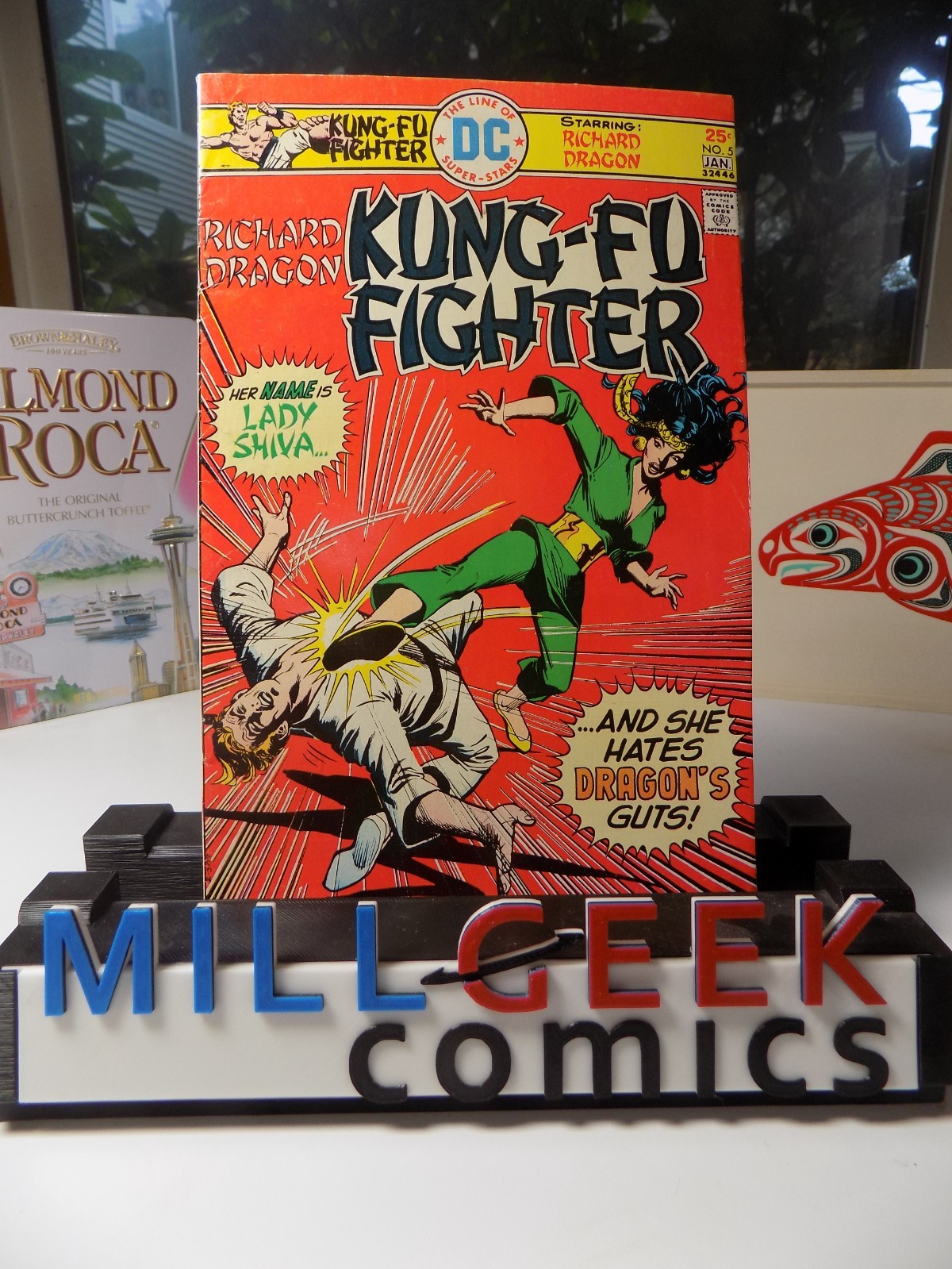 Kung-Fu Fighter #5 Richard Dragon DC Comic January 1976 Very Fine-