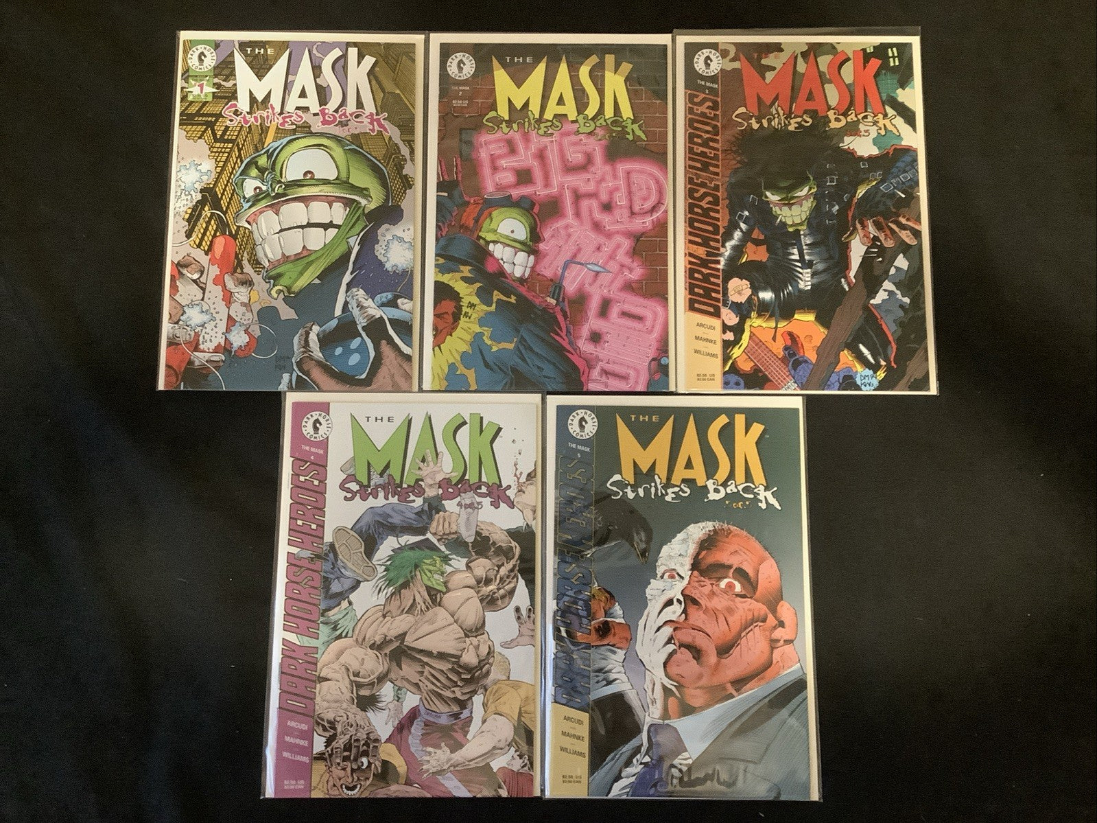 The Mask Strikes Back #1-5 Complete Comic Set, Dark Horse, Arcudi/Mahnke