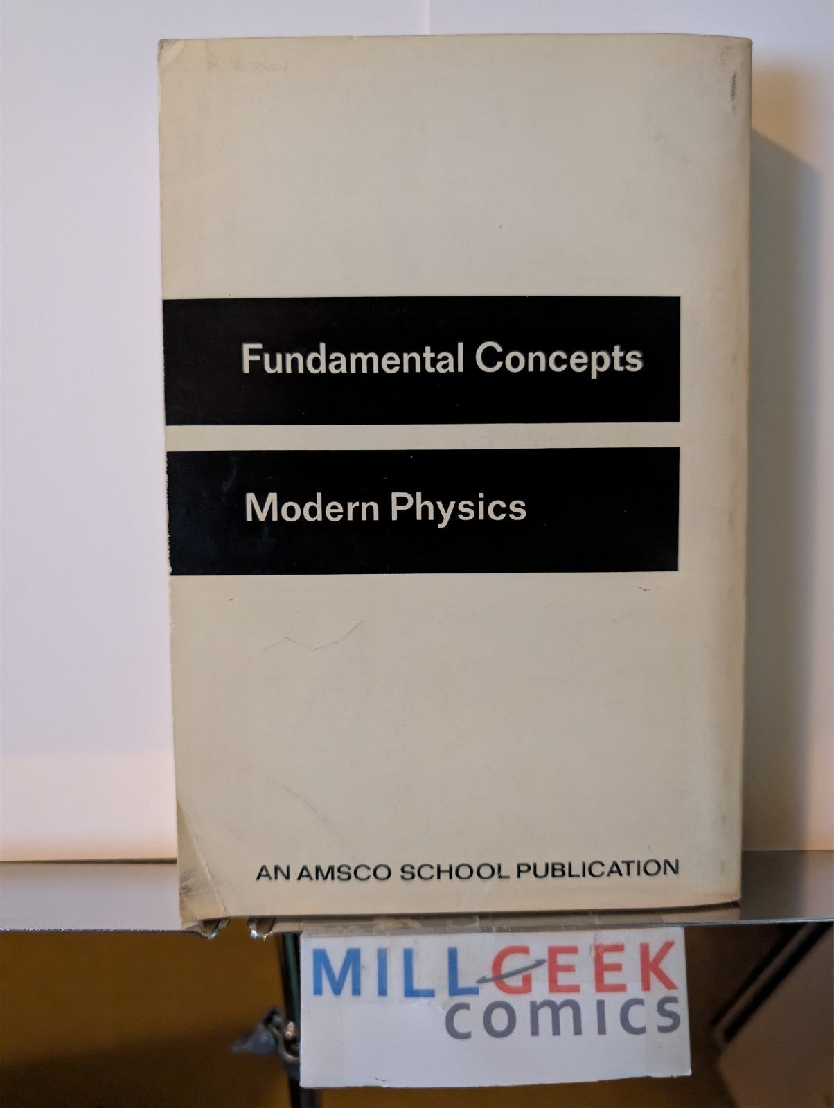 Fundamental Concepts Modern Physics / Lise Meitner A Life in Physics -JD
