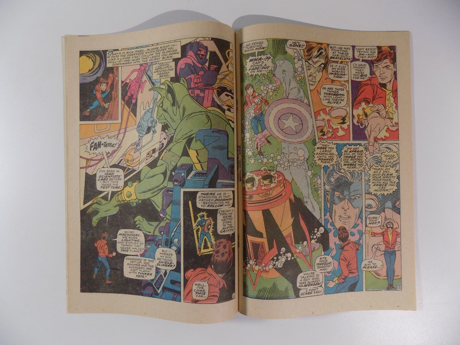 Captain Marvel #17 Marvel Comic October 1969 Very Fine