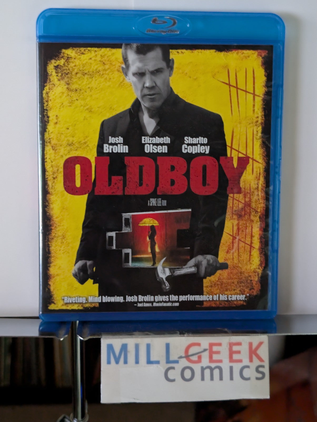 Oldboy, Josh Brolin & Elizabeth Olsen (Blu-ray) -JD