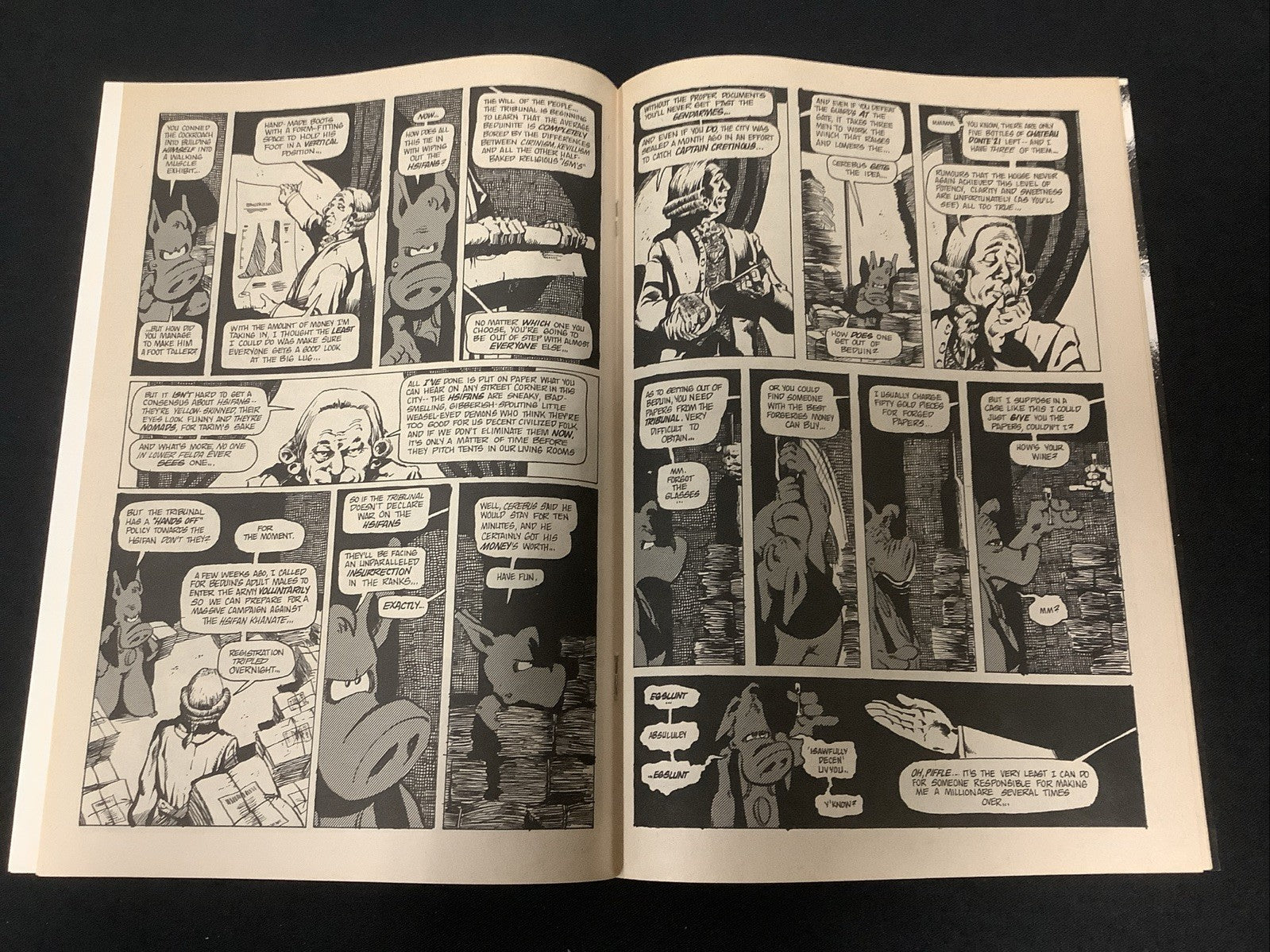 Cerebus #21 (Aardvark-Vanaheim October 1980) VF/NM (9.0) 1st Captain Cockroach