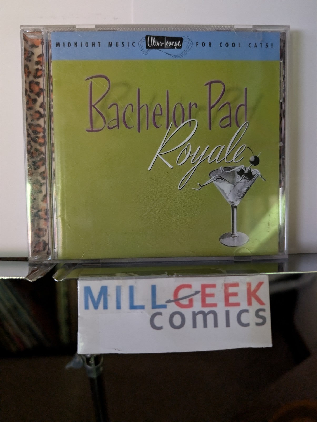 Ultra Lounge 2 CDs (Bachelor Pad Royale, Bottoms Up!) -JD